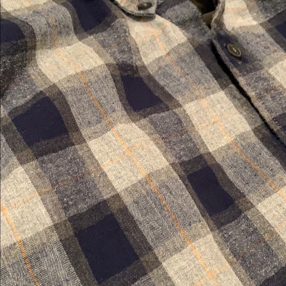 American eagle button down - Picture 2 of 2